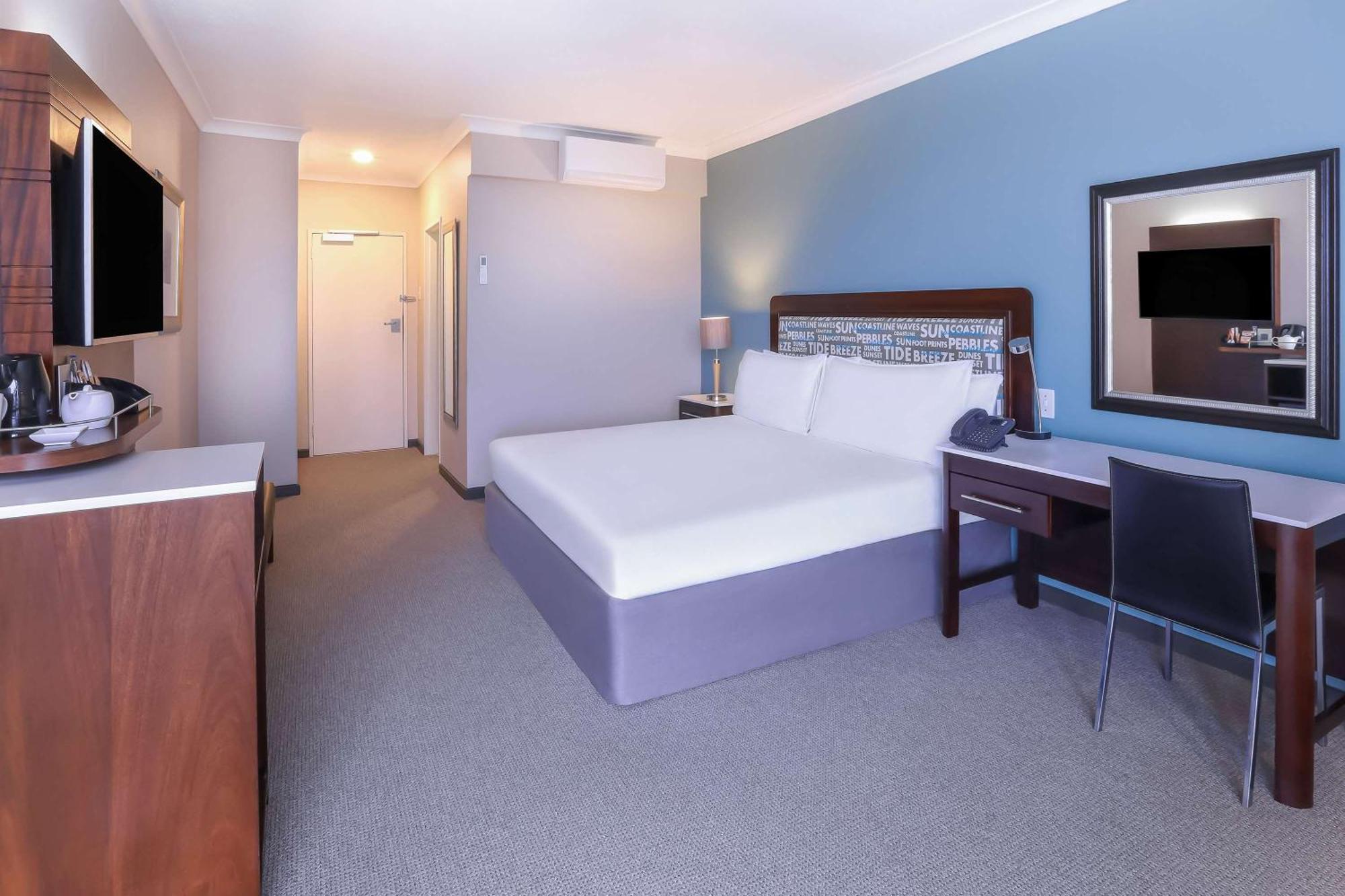Garden Court East London Hotel Buitenkant foto